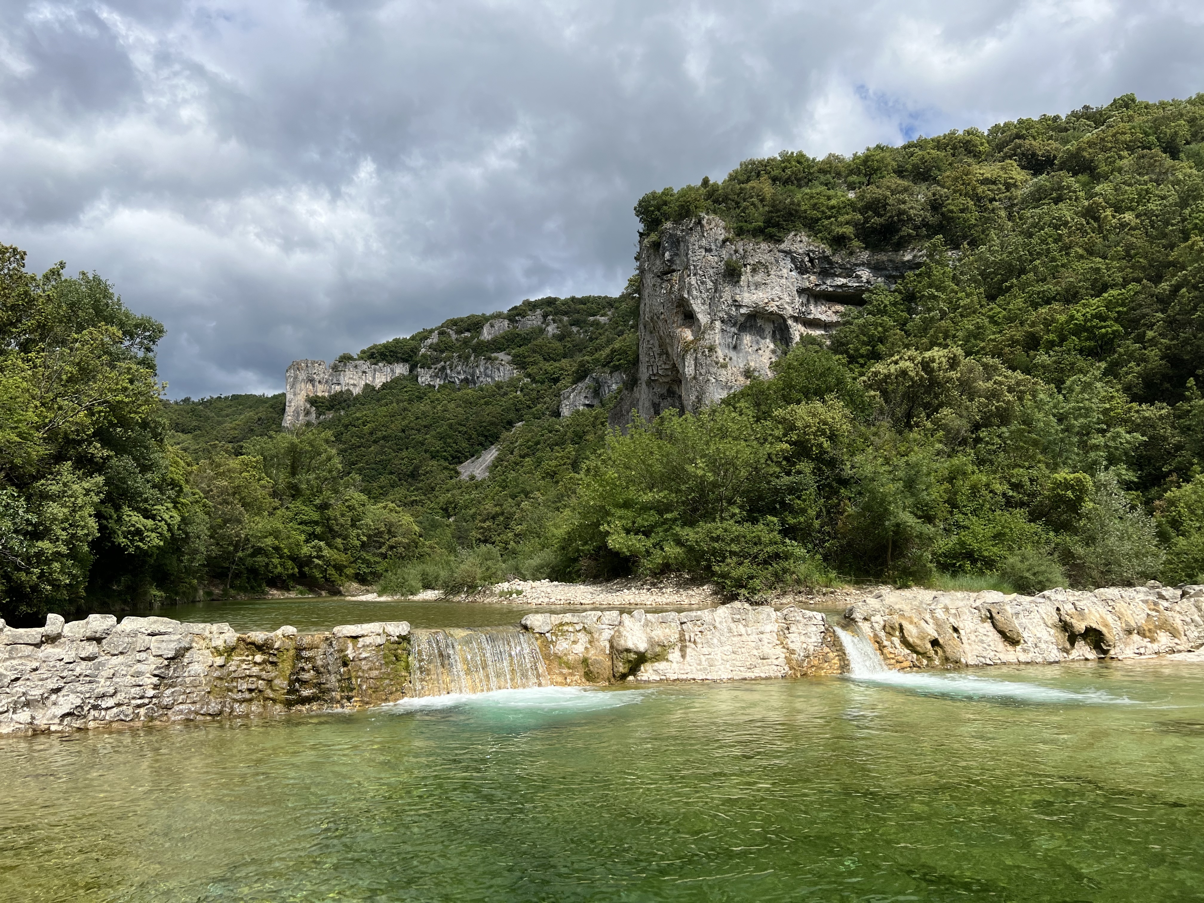 Vallée de l'Ibie en Ardèche, baignade